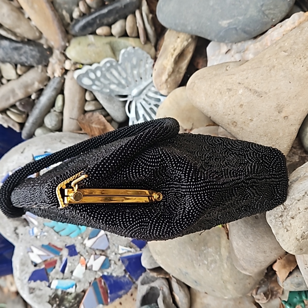 Vintage Hand Beaded Seashell Pattern Evening Bag … - image 4